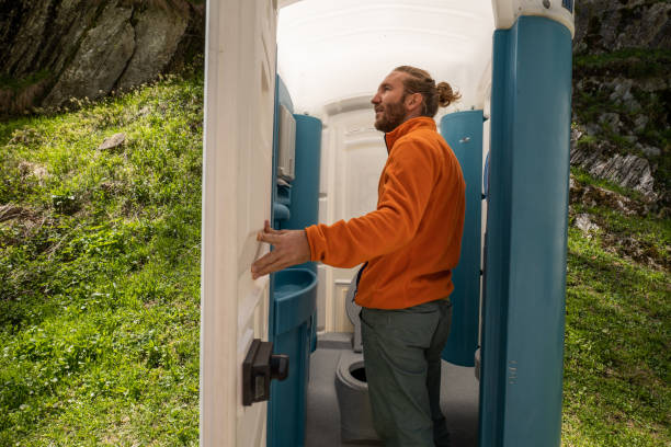 Porta potty delivery and setup in Menlo Park, CA